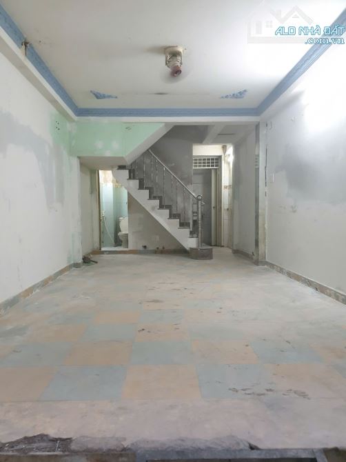 (3PN, 3WC), 635/8A Bà Hạt P6 Q10, Nhà 3.5x11m 3L