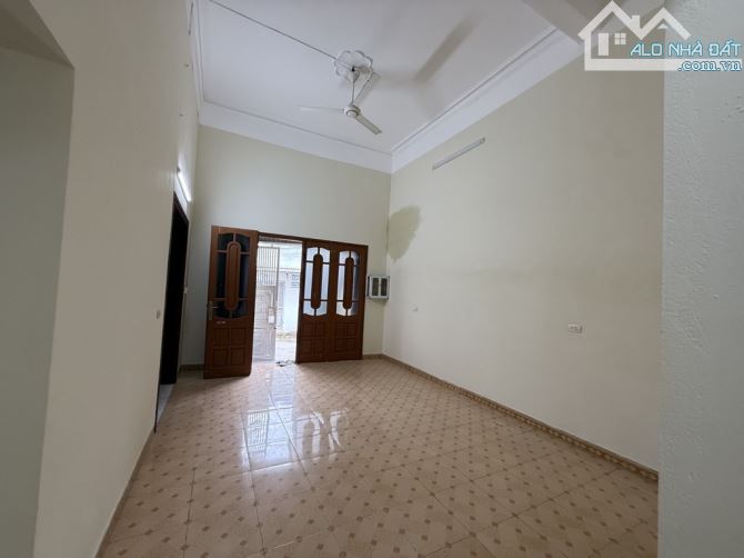 Nhị khê thường tín 64m 2 tầng cách QL 1A 100m