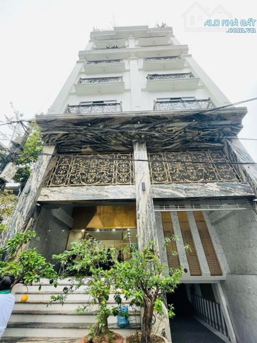 Chính chủ bán toà nhà văn phòng Nguyễn Chí Thanh 115m chỉ 115 tỷ Đống Đa KD bất chấp