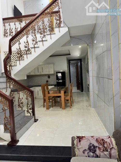 Nhà 3 Mặt Kiệt Đinh Thị Hoà - Sơn Trà - Cách Biển Mỹ Khê Chỉ 400m - Vị Trí Siêu Đẹp