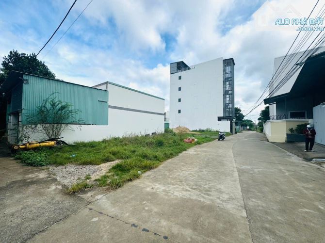 Bán lô Góc 2 mặt tiền Vĩnh Trung - Gần Cầu Xuân Sơn