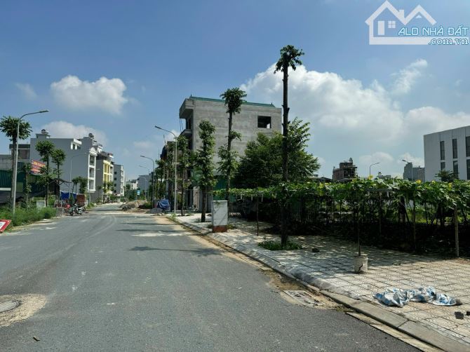 158m2, 12.5 TỶ ĐẤT TRUNG THANH, HỮU HÒA, NGÕ LỚN Ô TÔ ĐỖ CỬA - KINH DOANH ĐƯỢC.