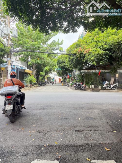 Chỉ nhỉnh 8,3 tỷ có ngay nhà HXH 10m Luỹ Bán Bích, Tân Phú - 80m2