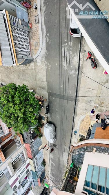 Bán nhà đẹp đường Phan Vinh, Nha Trang cách Biển 900m, giá rẻ. Gần công viên cách 100m