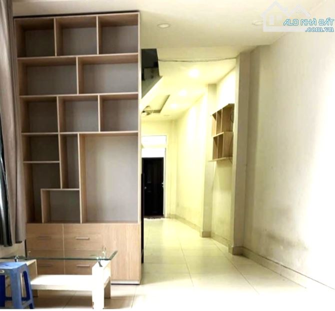 Bán Nhà 3 Tầng Trung Tâm- Lê Văn Chí-55m2(4mx14m)- Tiện Ích Kề Bên- Nhỉnh 5 Tỷ(TL)
