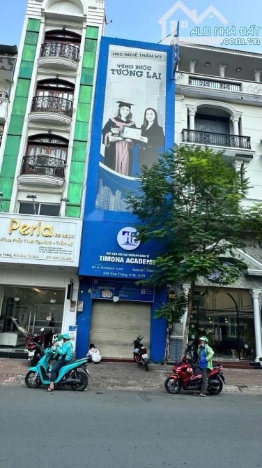 Bán gấp MT Cao Thắng P12 Q10, 4x16 vuông vức, 5 tầng, chỉ 40 tỷ TL