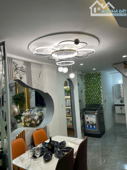 Bán nhà, 4tyx,52m2, đường Pasteur, trung tâm Hải Châu, Đà Nẵng