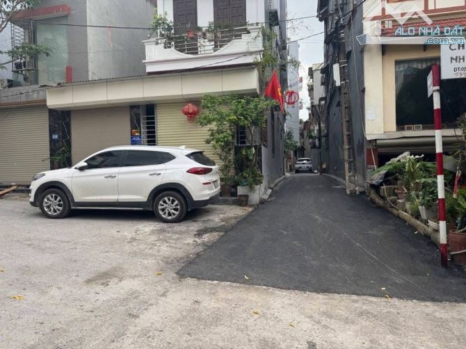 Bán nhà Tây Hồ, Phú Thượng, 60m, 4 tầng, gara ô tô, ở sướng, cách phố 20m.