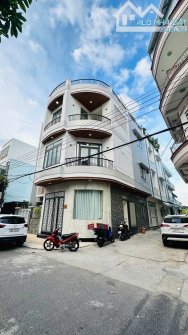 Bán nhà 2 mặt tiền Đường Phan Vinh - Gần Biển - Nội Thất đẹp
