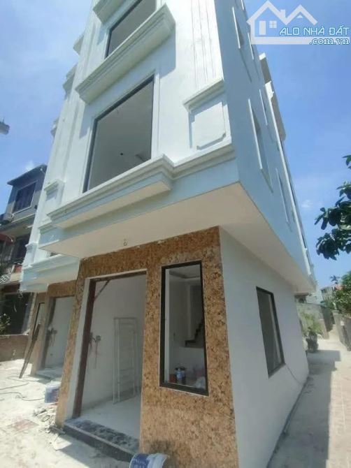 Bán nhà Hoàng Liên/Liên Mạc - 32m2 - MT 4m - 5 tầng - Lô Góc - Giá 4,95
