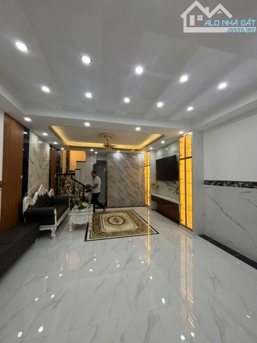 NÓNG QUÁ – BÁN GẤP – MTKD Trung Lang –Ngang hiếm 7,25m  DT KHỦNG 155m2 – 4 LẦU HIỆN ĐẠI -