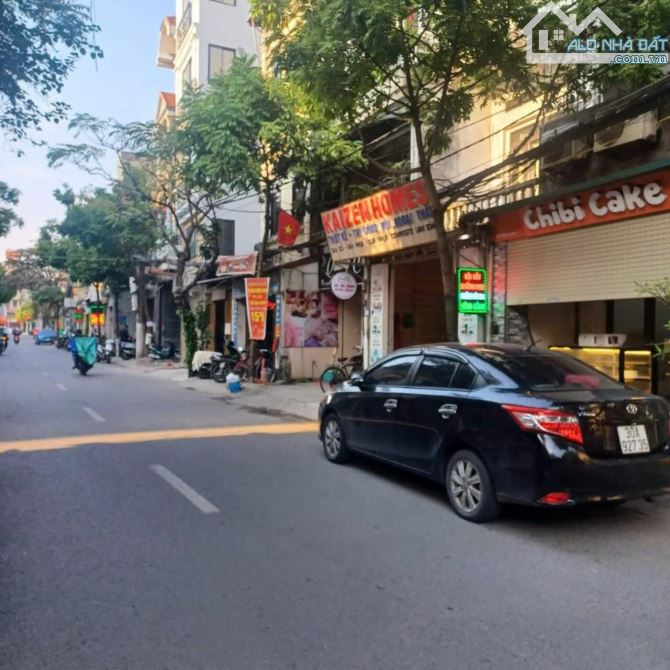 Bán nhà kinh doanh vỉa hè tại 42 SÀI ĐÔNG - 65m MT hơn 8m cực hiếm - chỉ 16tỷ