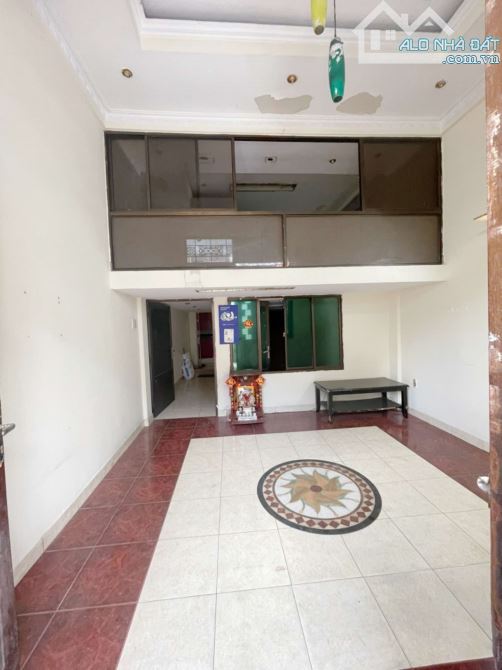 CHUNG CƯ TRẦN HƯNG ĐẠO ,Q.5 -THANG BỘ - CÓ SỔ - 45M2  - CHỈ 2.5 TỶ.