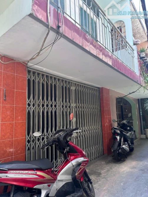 Nhà 4x12m hẻm 2117 Phạm Thế Hiển P6Q8