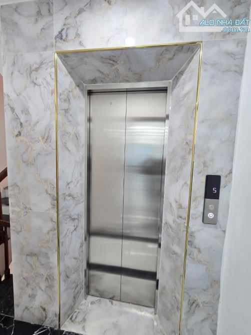 Cần bán nhà phố Đại Từ 50m xây 6 tầng, thang máy, ô tô đỗ cửa chỉ 11.7 tỷ