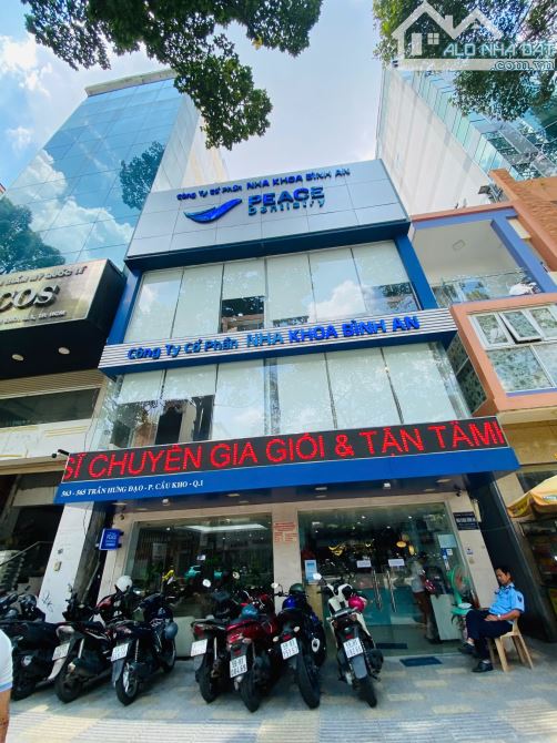 Bán nhà mặt tiền Hoàng Sa, P. 9, Quận 3. DT: 10x13m, 5 tầng. Giá bán: 29 tỷ