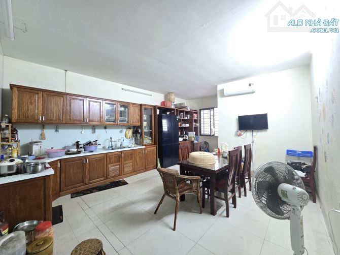 🥰 VỊ TRÍ VÀNG: Nhà 4 Tầng Mặt tiền Lê Quang Đạo, Khách Tây Ta Sầm uất 24/24 - GIÁ 24,5 TỶ