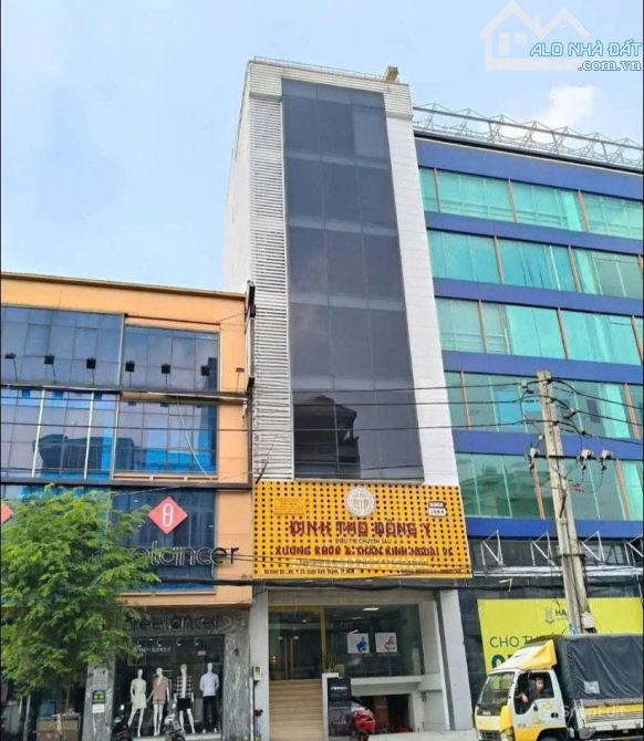 Bán Nhà Nhiêu Tứ Phú Nhuận (5x20m)- 6 Tầng Thang Máy - HĐT: 120tr/tháng Giá 20,5 tỷ