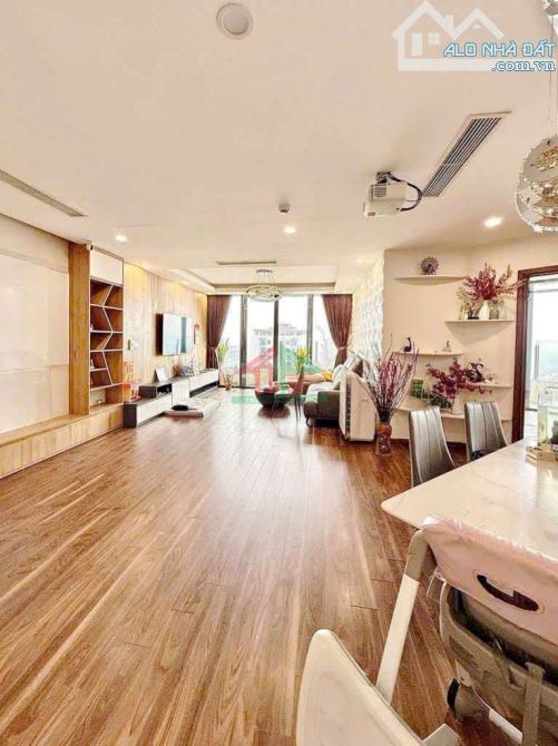 Bán căn hộ chung cư N01T8 Ngoại Giao Đoàn,Xuân Tảo, 3 ngủ, 133m2,slot ô tô chỉ 15,5 tỷ