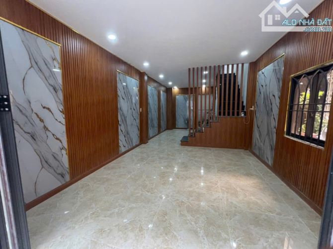 Bán nhà đẹp, cách 10m đến MT Tùng Thiện Vương P13-Q8