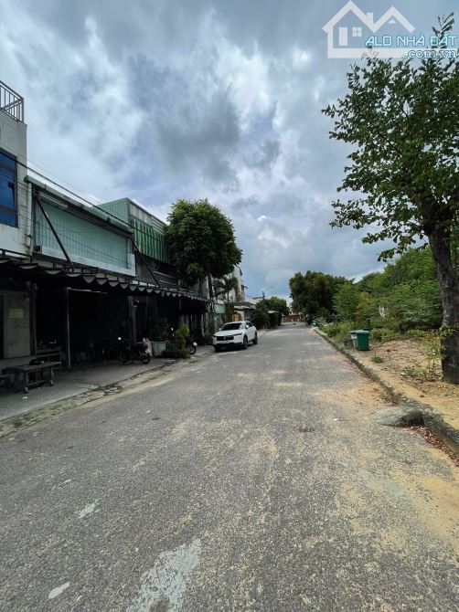 Bán đất MT Phước Hoà 2 - Khuê Trung- Cẩm Lệ- Đà Nẵng. Diện tích: 81m2
