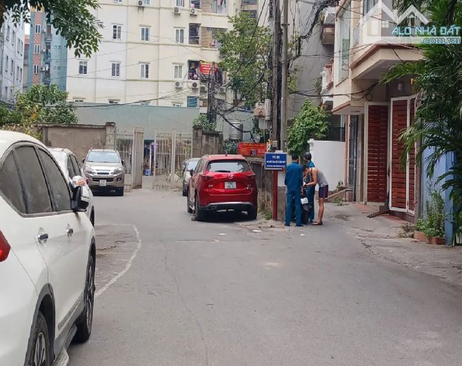 Bán nhà phân lô ô tô đỗ, nhà khu biệt thự, Dương Khuê, Trần Bình , Cầu Giấy, mặt tiền 5m