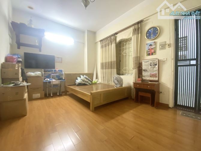 CHCC XUÂN LA – BAN CÔNG - FULL ĐỒ - Ở SƯỚNG – 50M² – 2PN – 4.5 TỶ (BTH3630)