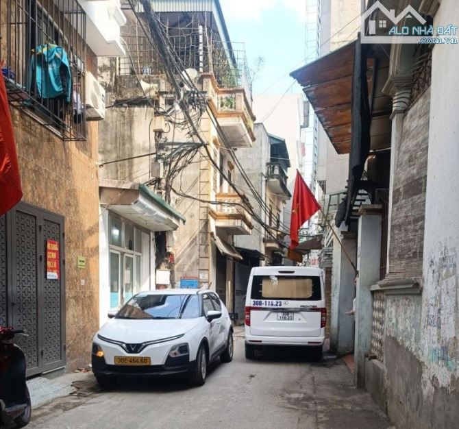 Căn hộ dịch vụ Mễ Trì, ngõ thông ô tô lô góc, 2 shop+31 căn hộ, 130m2 9 tầng 31.5tỷ