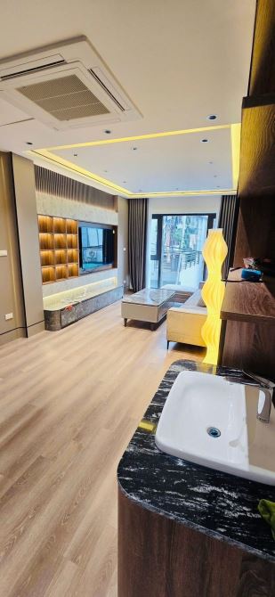 Bán nhà đẹp Phú Diễn – 37m² x 5 tầng, giá chỉ hơn 6 tỷ