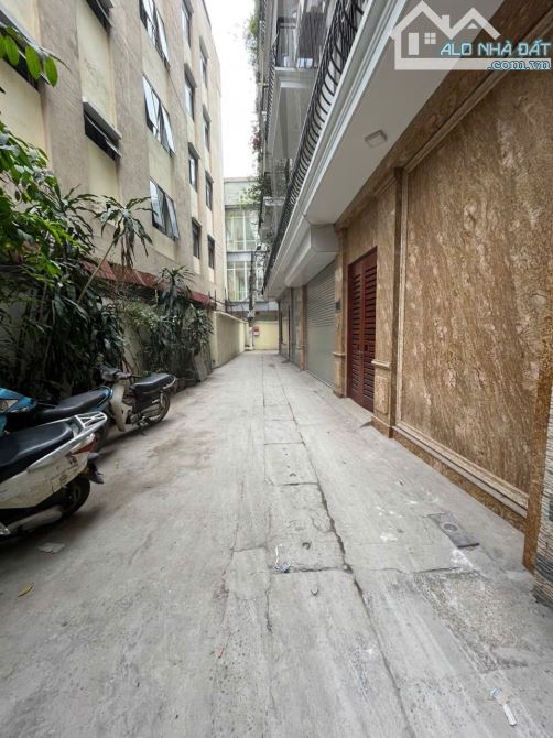 Cho thuê nhà ngõ 164 Vương Thừa Vũ, Khương Trung, Thanh Xuân. DT 40m x 4 tầng, giá 12tr