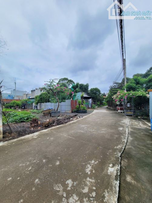 Bán đất cách đường Bùi Thị Xuân 150m p.Tân Bình Tp.Dĩ An chỉ 2ty950 TL M7476