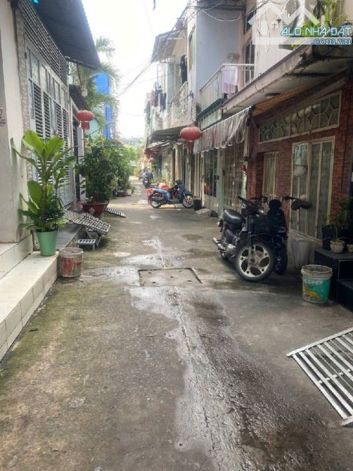 Khu bông sao ,quận 8, nhà 4 tầng ,hẻm 3m ,nhỉnh 4,x tỷ