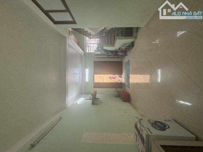 BÁN NHÀ THẠCH BÀN – LÔ GÓC 3 MẶT THOÁNG – Ô TÔ VÀO NHÀ – 50M2 – 7.8 TỶ