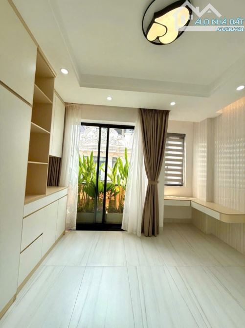 BÌNH TÂN TP.HCM - 4Mx15M - 4 TẦNG ĐẸP LUNG LINH - HẺM 6M . - 10