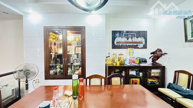 Bạch Đằng bình Thạnh 102m2 4 tầng giá chỉ 25 tỷ - 10