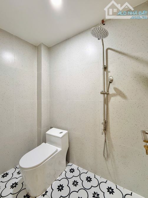 Gò vấp đường số 8 nhà 1 sẹc 3 lầu có 4 PN, 2 sân thượng chỉ 6,85 tỷ - 10