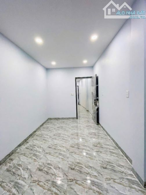 BÁN NHÀ Q4 MỚI XÂY 3 TẤM KHU DÂN TRÍ CAO 45m2 ĐẤT GIÁ 4TỈ 5 SỔ RIÊNG GẦN MẶT TIỀN - 11