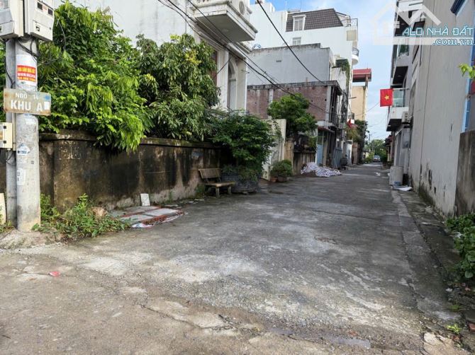 BÁN MẢNH ĐẤT PHÂN LÔ TT VIỆN RAU QUẢ TRÂU QUỲ GIA LÂM, Ô TÔ TRÁNH, SỔ VUÔNG VẮN - 1