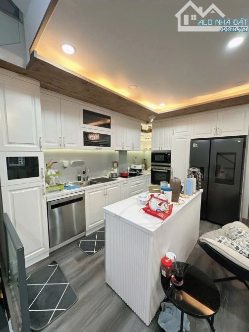KHU PHAN XÍCH LONG, P7, PHÚ NHUẬN - 102M2 - HƠN 8 TỶ XÍU - 1