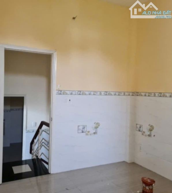 Bán nhà hẻm 5m Lò Lu Công Nghệ Cao Trường Thạnh Quận 9 2 tầng ở ngay 70m2 chỉ 4 tỉ 2. - 1