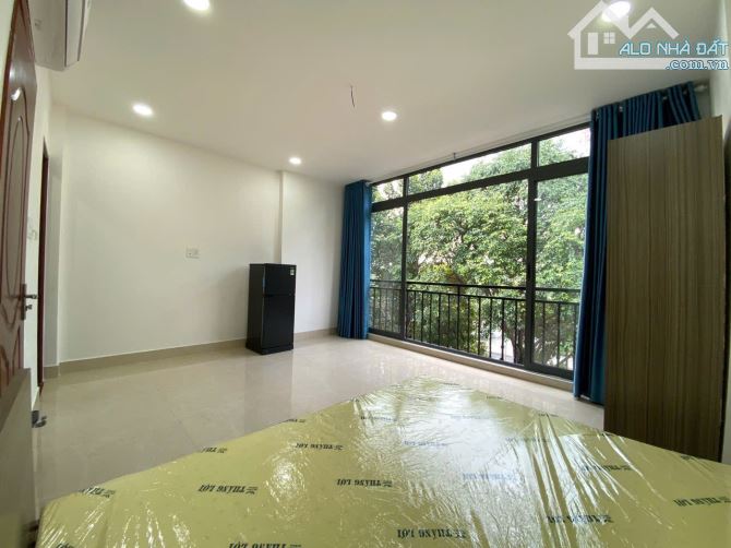 CĂN STUDIO FULL NỘI THẤT BAN CÔNG CỰC THOÁNG Ở QUẬN 10 - 1
