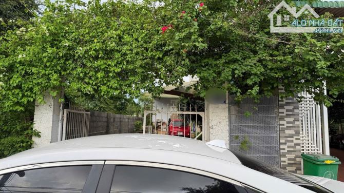 BÁN ĐẤT TẶNG NHÀ MẶT TIỀN KINH DOANH ĐƯỜNG D6 BUÔN JU P. TÂN AN - Loctran - 1