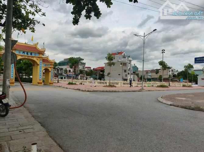 Dương Xá / Đất 219m, 9.1m tiền, Nhỉnh 18 Tỷ/ Ô tô tránh, 50m ra QL 5, KD tốt - 1