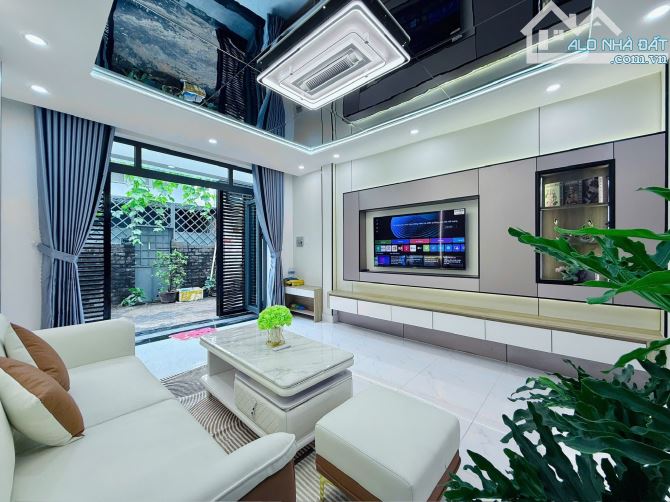 SIÊU PHẨM ! Bán Gấp Nhà Mới 250/15 Đs 8, P. Thông Tây Hội| DT: 4X14m | 4 Tầng, Full NTCC | - 1