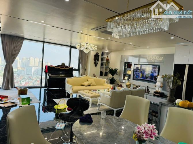 BÁN GẤP  CĂN HỘ DUPLEX TRÊN MÂY – ĐỈNH CAO SANG TRỌNG TẠI KĐT VĂN QUÁN 405M2 22 TỶ. - 1