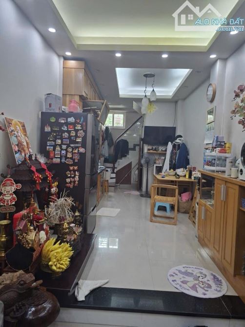 BÁN NHÀ MẶT PHỐ CHỢ TRỜI - LÊ GIA ĐỈNH - NGUYỄN CÔNG TRỨ - 5 TẦNG - GIÁ 10.8 TỶ - 1