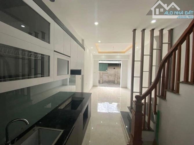 Nhà Kim Chung 31m×5 tầng, 10m ra ô tô gần đường 422b chir 4,7 tỷ - 1