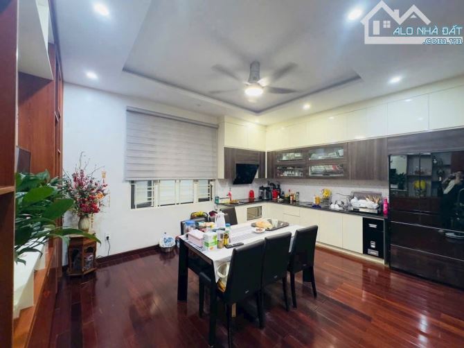 BÁN NHÀ PHÂN LÔ PHÂN LÔ LÊ HỒNG PHONG  -  Đường Phân Lô 12m _ Vỉa hè 2M - 1