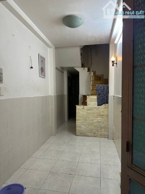 Bán nhà 3 tầng BTCT 15m2, Trần Bình Trọng, Phường 5, Bình Thạnh, Giá nhỉnh 2 tỷ TL - 1