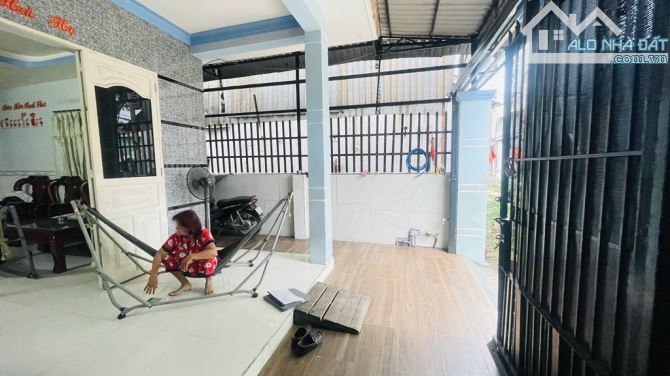 GẦN NGÃ TƯ BÌNH PHƯỚC- DIỆN TÍCH KHỦNG GẦN 84M- 6.2X13- 5.5 TỶ - 1
